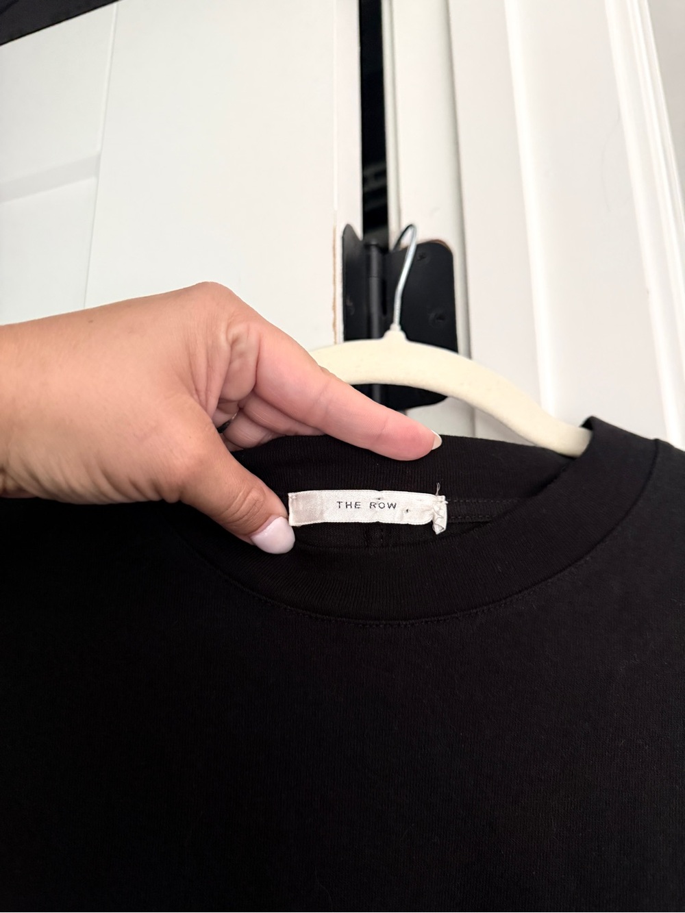 The Row Black cotton short-sleeve crewneck T-shirt relaxed fit - Picture 4 of 7